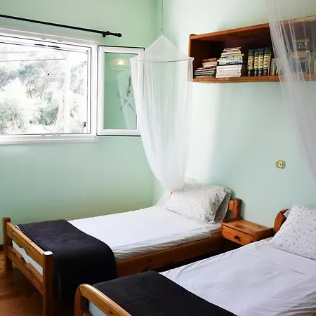 Diana Beachfront Vacation Vakantiehuis Kato Spilaion