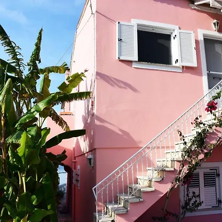 Diana Beachfront Vacation * Kato Spilaion