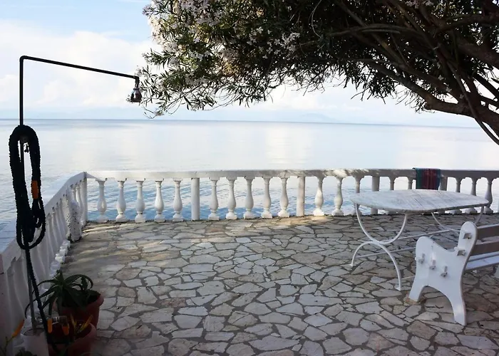 Diana Beachfront Vacation Kato Spilaion